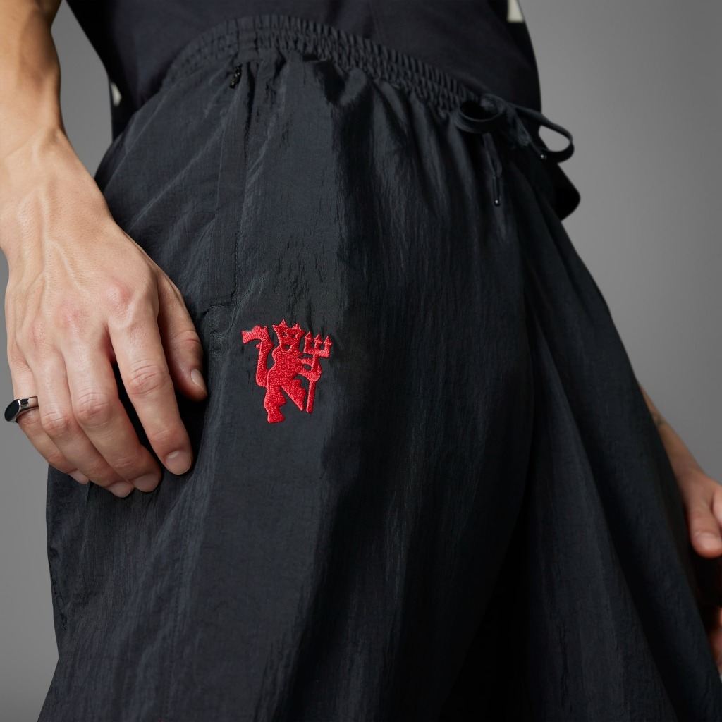 กางเกงขายาว Adidas Manchester United Originals Track Pants [ลิขสิทธิ์แท้ Adidas Thailand][รหัส: IS6527 ]