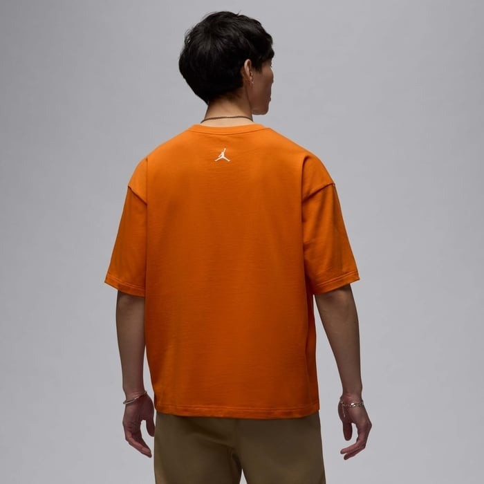 เสื้อยืดโอเวอร์ไซส์ Nike Jordan Flight Essentials Men's T-Shirt Oversized [ขอแท้ NIKE ป้ายไทย][รหัส : HQ8935 805 ]
