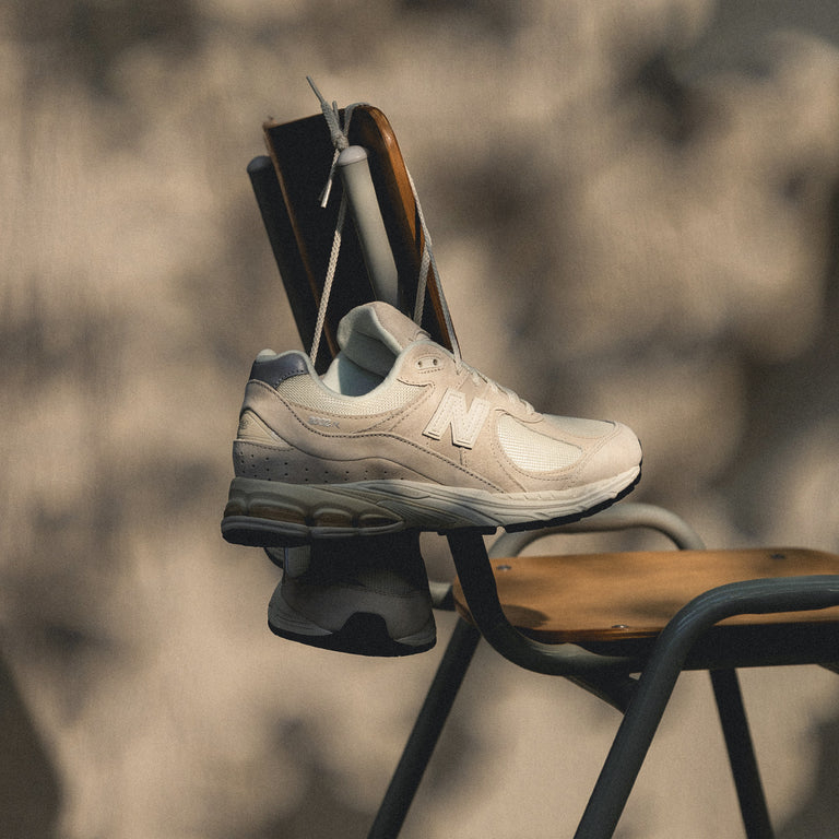 รองเท้าลำลอง รองเท้าผ้าใบ NEW BALANCE 2002R 'Calm Taupe' [ลิขสิทธิ์แท้ / ป้ายไทย] [ รหัส M2002RCC ]