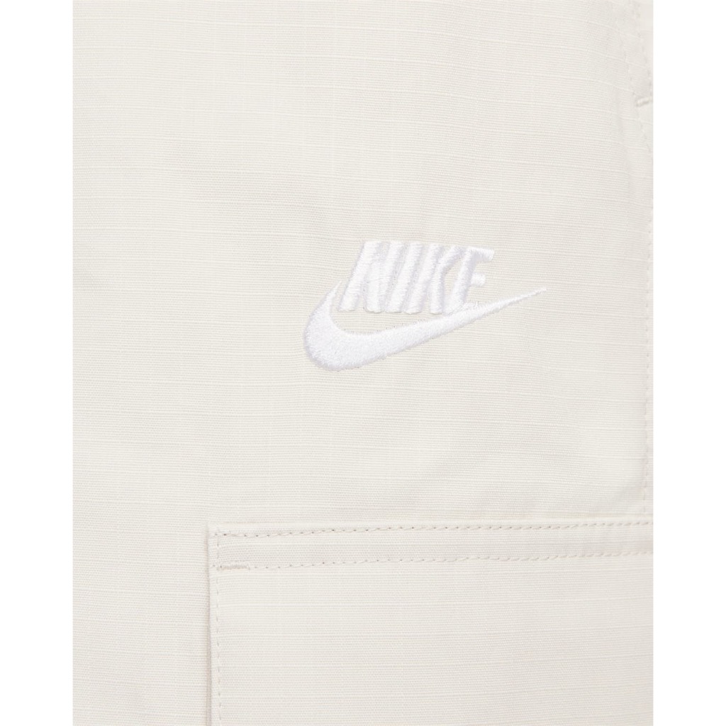 กางเกงขาสั้น Nike Club Men's Woven Cargo Shorts [ลิขสิทธิ์แท้][รหัส: FB1247 104 ]