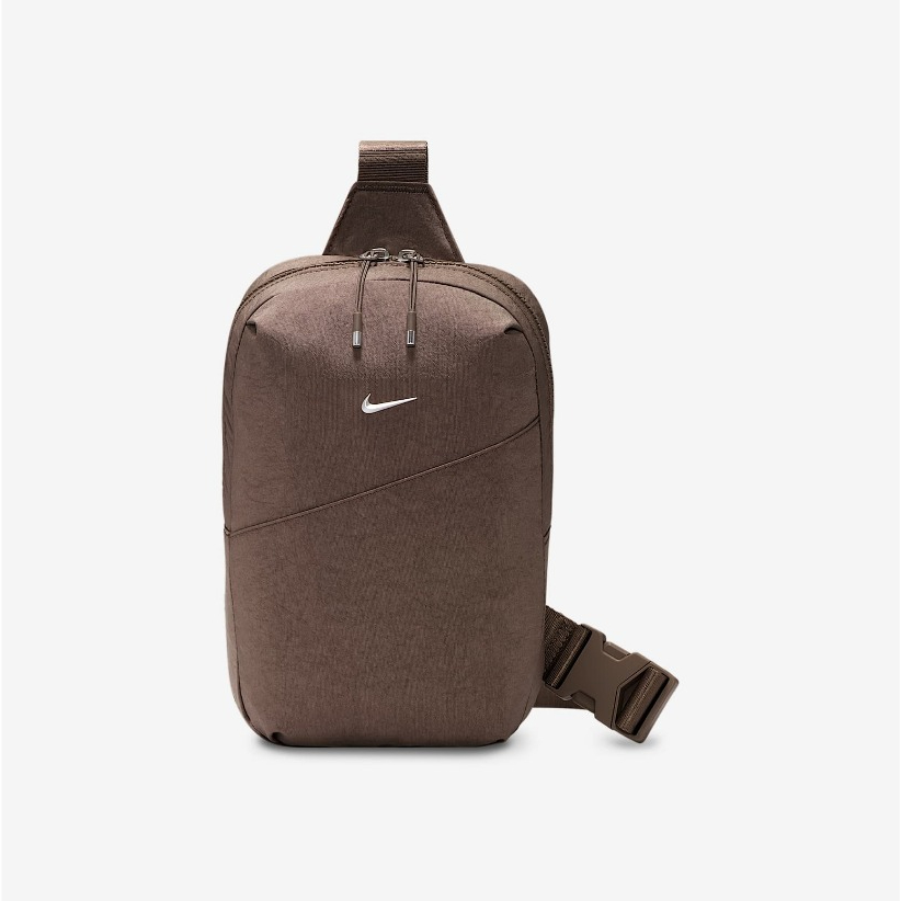 กระเป๋าสะพายข้าง Nike Aura Crossbody Bag (5L) [ของแท้ NIKE ป้ายไทย] [รหัส HF7038 214 / 010 ]