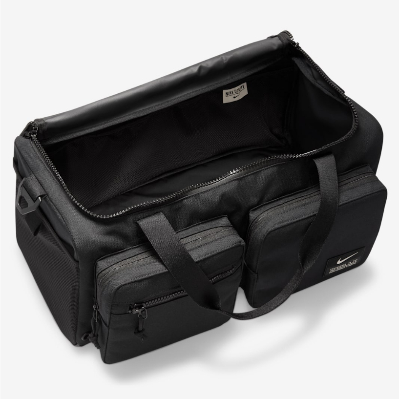 กระเป๋าสะพายข้าง Nike Utility Power Training Duffel Bag (Size S, 31 L) [ลิขสิทธิ์แท้] [รหัส : CK2795 010 ]