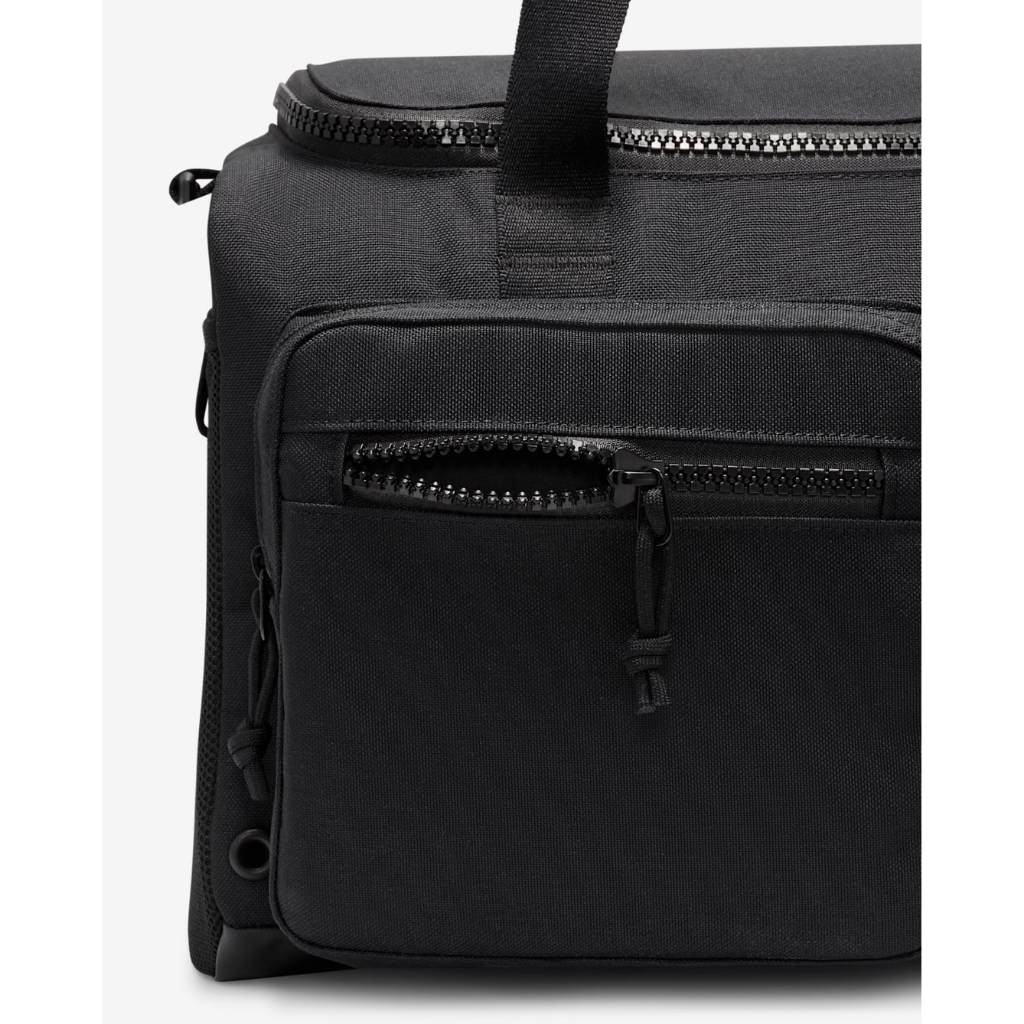 กระเป๋าสะพายข้าง Nike Utility Power Training Duffel Bag (Size S, 31 L) [ลิขสิทธิ์แท้] [รหัส : CK2795 010 ]