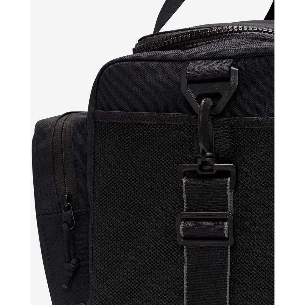 กระเป๋าสะพายข้าง Nike Utility Power Training Duffel Bag (Size S, 31 L) [ลิขสิทธิ์แท้] [รหัส : CK2795 010 ]