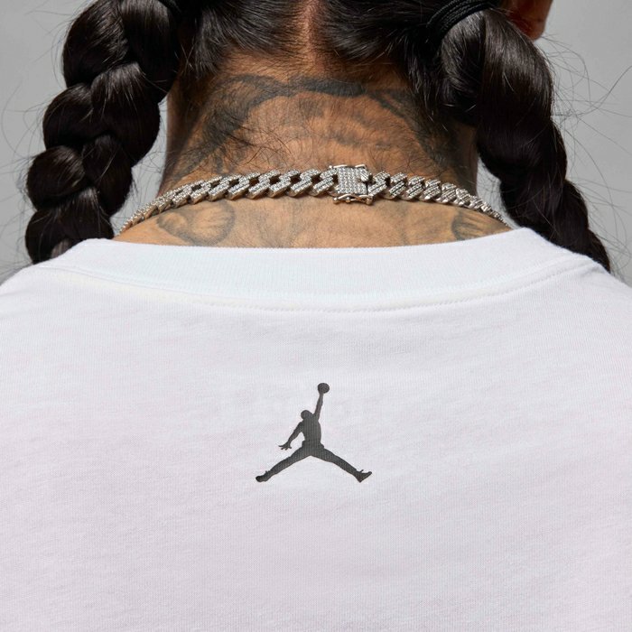 เสื้อยืดโอเวอร์ไซส์ ผู้ชาย Nike Jordan Flight Essentials AJ1 Tee [ขอแท้ NIKE ป้ายไทย][รหัส : IB3355 100 ]