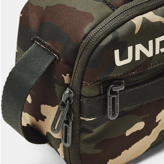 กระเป๋า Under Armour UA Contain Travel Kit[ ลิขสิทธิ์แท้ / ป้ายไทย ] [รหัส: 1361993 310 ]