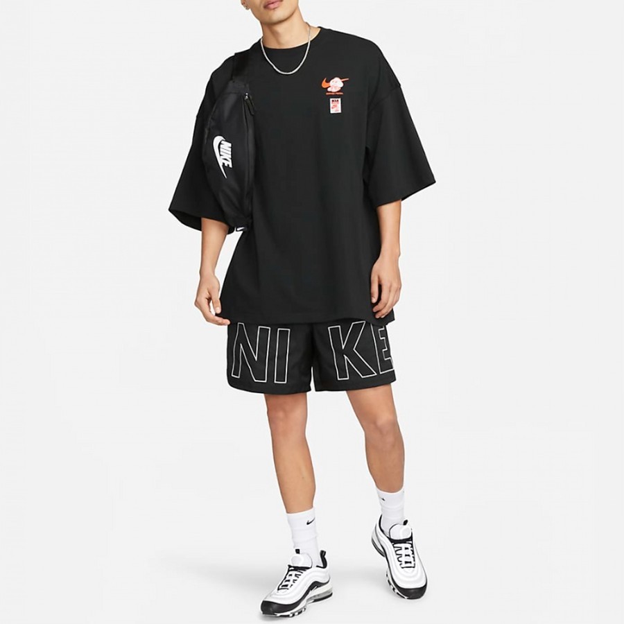 เสื้อยืดโอเวอร์ไซส์ ผู้ชาย Nike Men's Sole Food Oversized Tee [ลิขสิทธิ์แท้ NIKE ป้ายไทย][รหัส : FB9808 010 ]