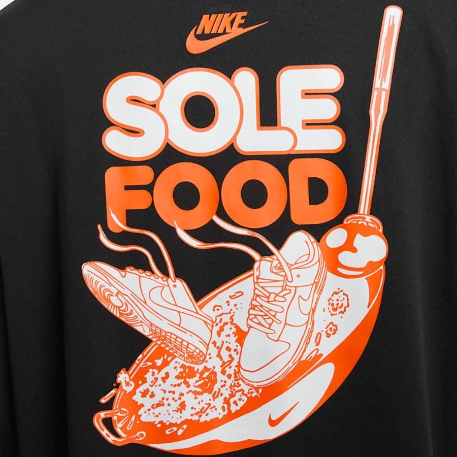 เสื้อยืดโอเวอร์ไซส์ ผู้ชาย Nike Men's Sole Food Oversized Tee [ลิขสิทธิ์แท้ NIKE ป้ายไทย][รหัส : FB9808 010 ]