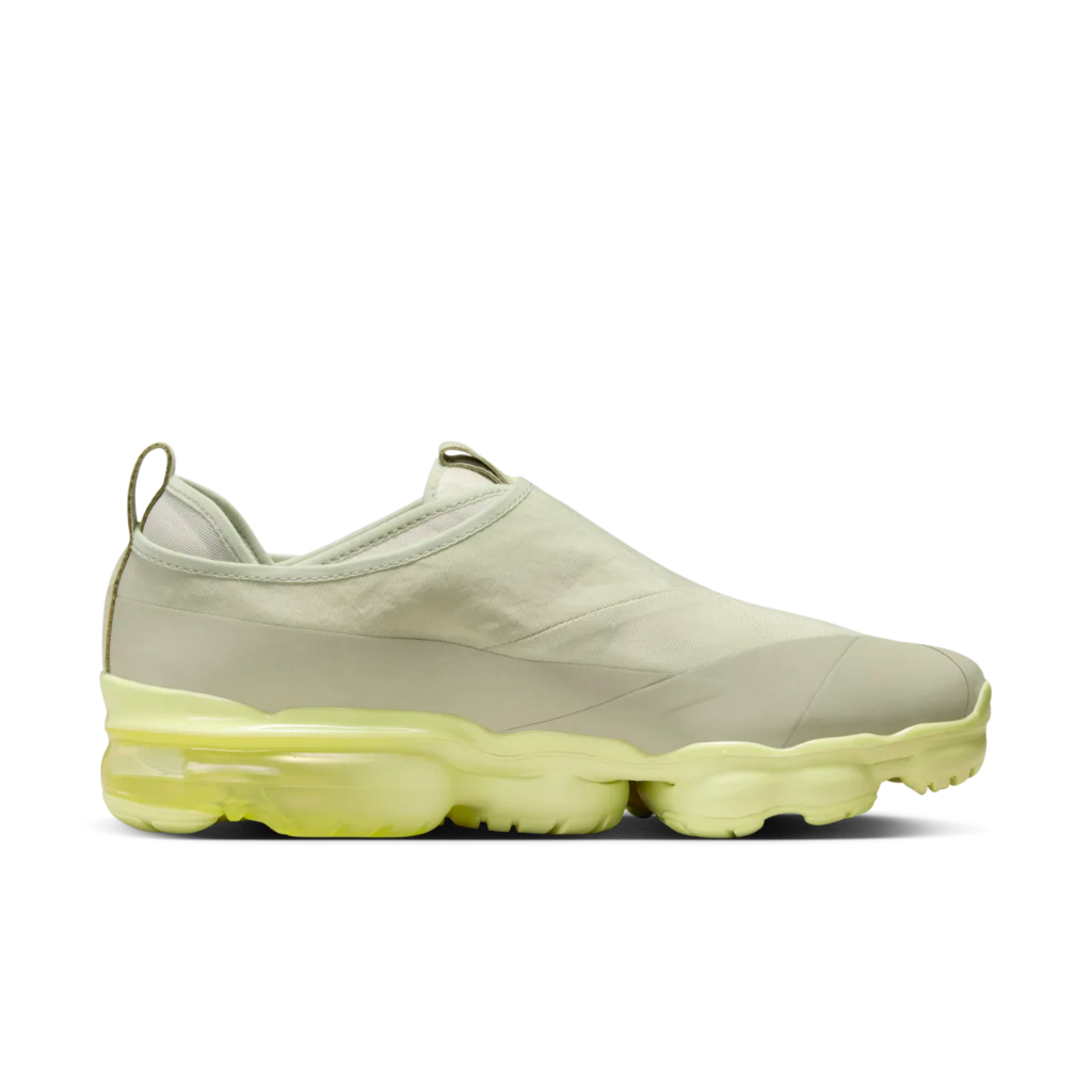 รองเท้าผู้ชาย รองเท้าลำลอง Nike Air Vapormax Moc Roam [ลิขสิทธิ์แท้ NIKE ป้ายไทย] [รหัส DZ7273 100 ]