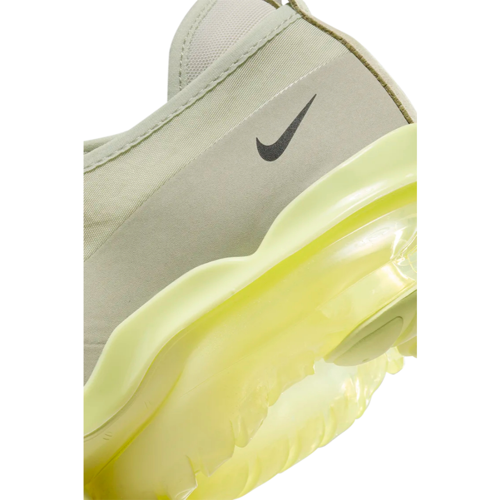 รองเท้าผู้ชาย รองเท้าลำลอง Nike Air Vapormax Moc Roam [ลิขสิทธิ์แท้ NIKE ป้ายไทย] [รหัส DZ7273 100 ]