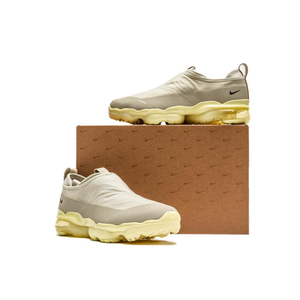 รองเท้าผู้ชาย รองเท้าลำลอง Nike Air Vapormax Moc Roam [ลิขสิทธิ์แท้ NIKE ป้ายไทย] [รหัส DZ7273 100 ]