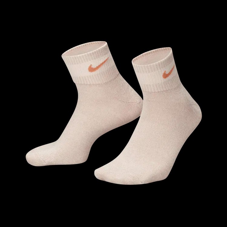 ถุงเท้า Nike Everyday Essentials Metallic Ankle Socks (1 Pair) ลิขสิทธิ์แท้ [NIKE Thailand][ FV4751-010 / FV4751-838 ]