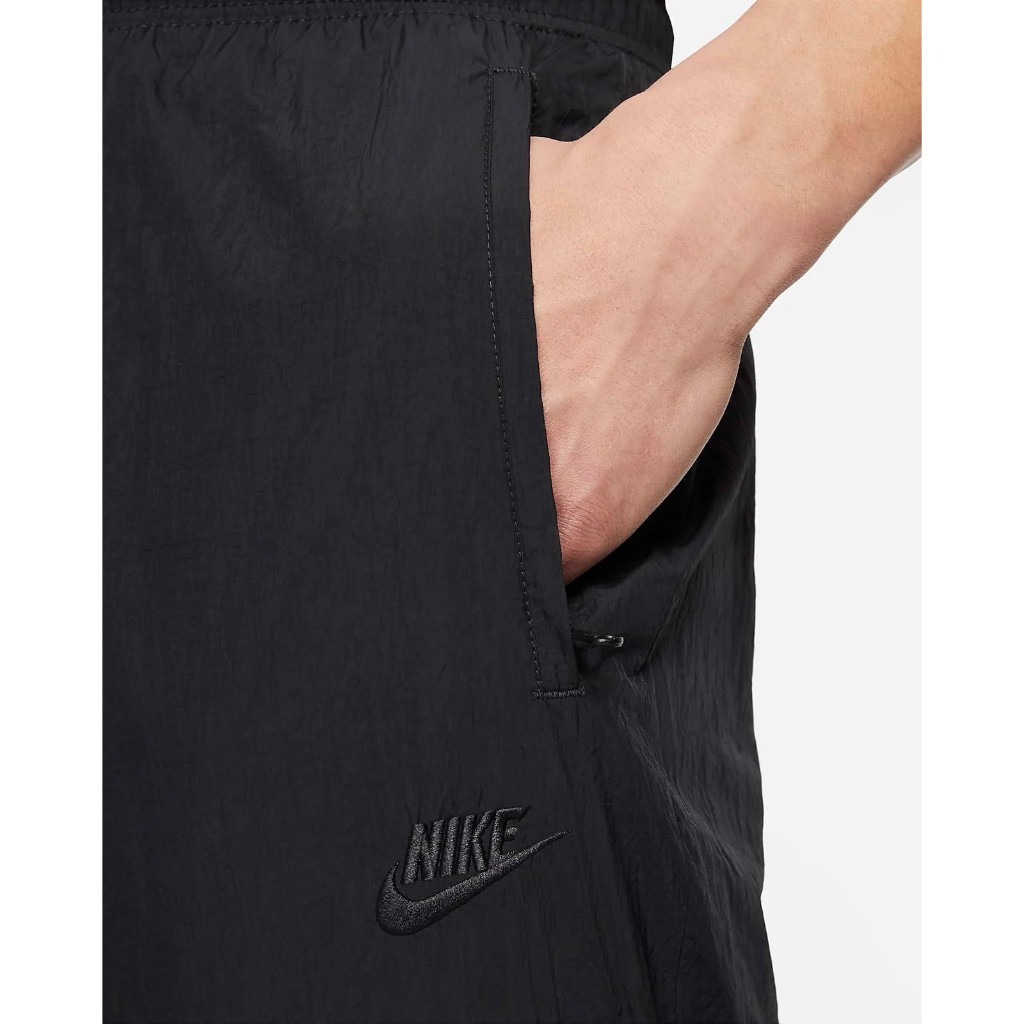 กางเกงขายาว ผ้าร่ม มีซับใน Nike NSW HBR PANT WVN STMT Men รหัส AR9895 011  ลิขสิทธิ์แท้ NIKE ป้ายไทย