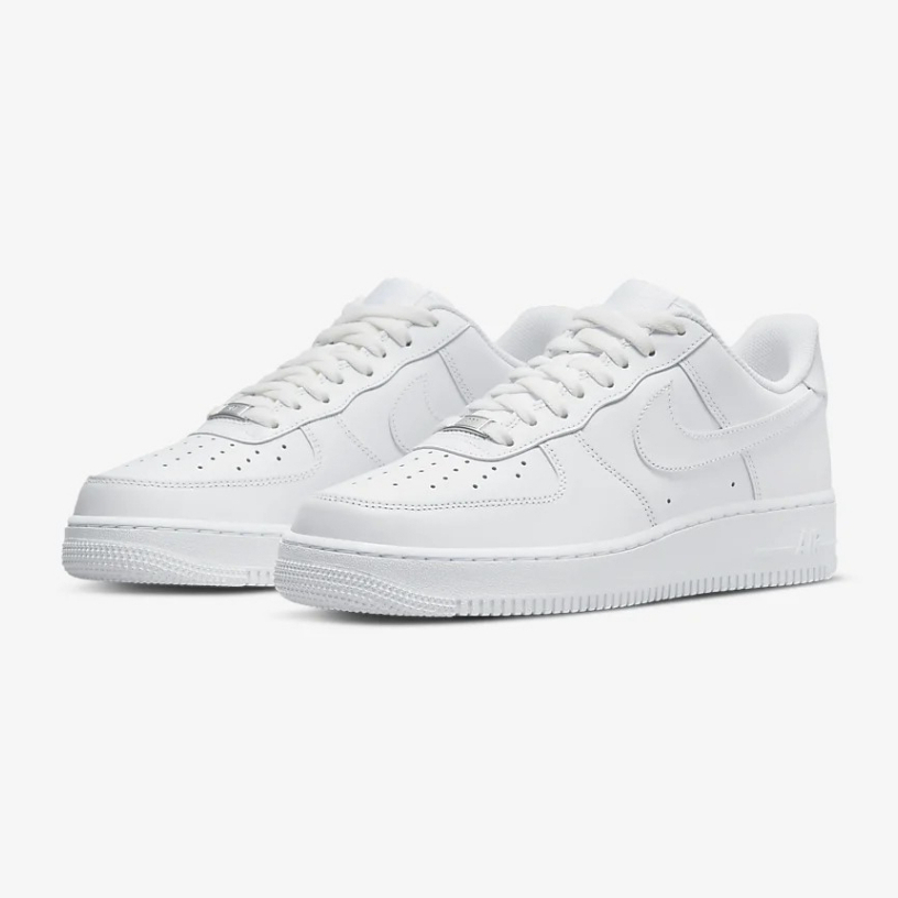 รองเท้าผ้าใบ Nike Air Force 1 '07 Shoes 'Triple White' [ลิขสิทธิ์แท้ NIKE Thailand] [รหัส CW2288 111 / DD8959 100]