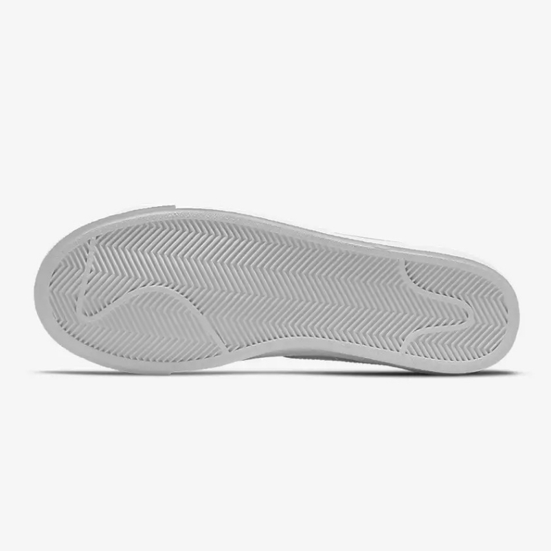 รองเท้าผู้หญิง Nike BLAZER LOW '77 W [ลิขสิทธิ์แท้ NIKE ป้ายไทย] [รหัส DC4769 105 / DC4769 101 ]