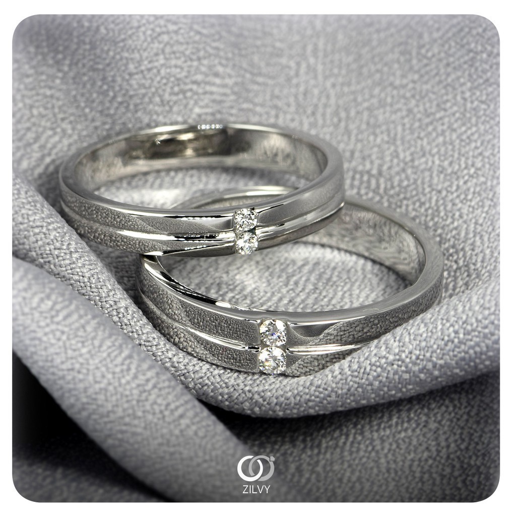 Zilvy - แหวนชายเพชรน้ำร้อย 0.04 กะรัต (GR1068)