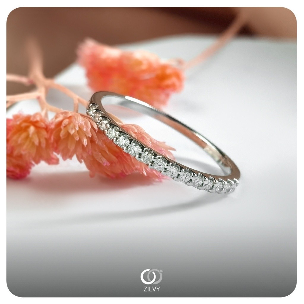 Zilvy - แหวนหญิงเพชรน้ำร้อย 0.15 กะรัต ตัวเรือน White Gold  (GR1257)