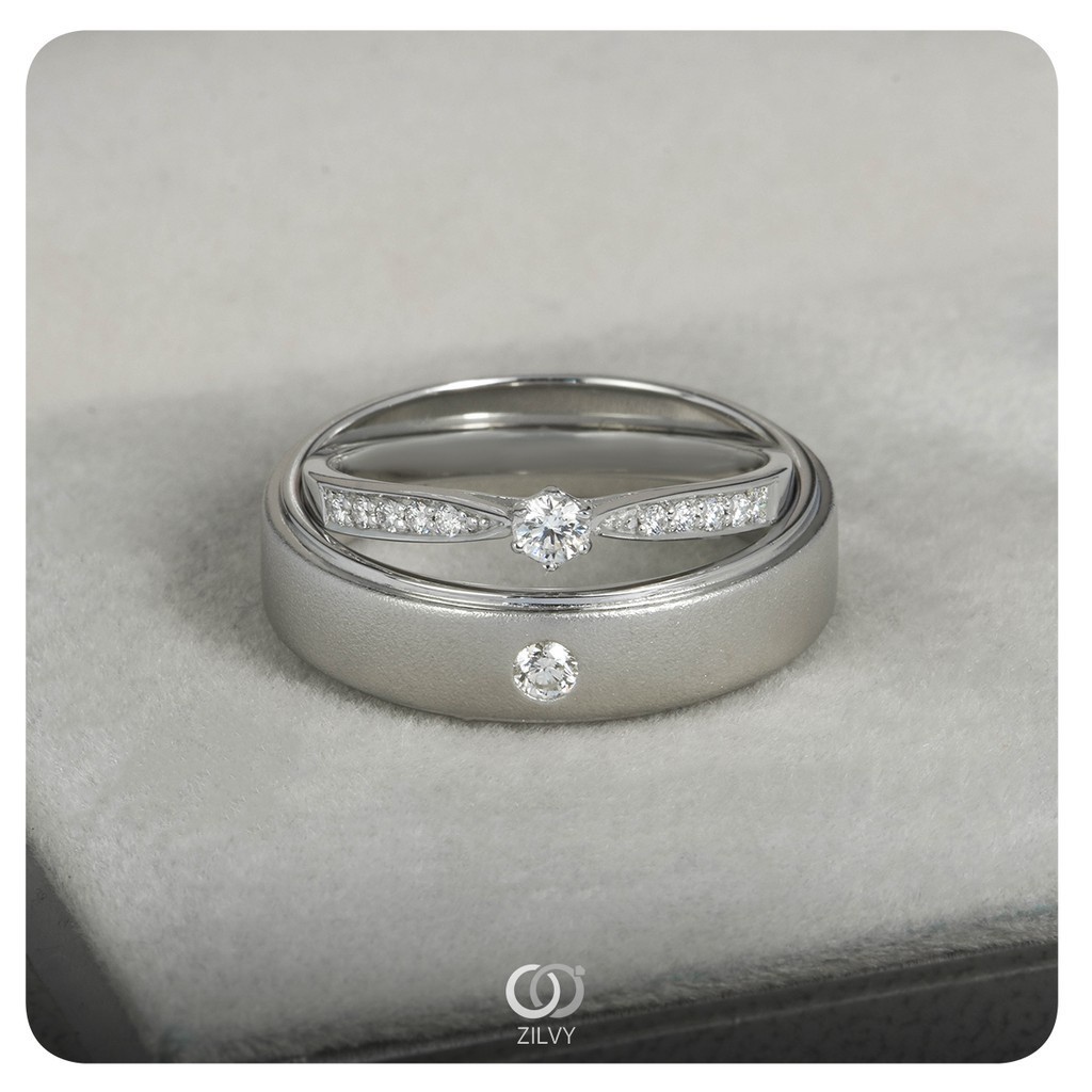 Zilvy - แหวนหญิงเพชรน้ำร้อย 0.20 กะรัต (GR1027)