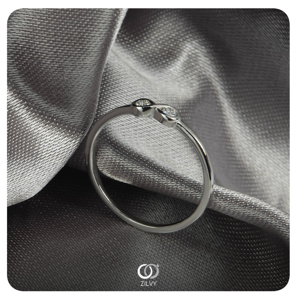 Zilvy Minimal Ring Nongbow - แหวนหญิงเพชรน้ำร้อย 0.06 กะรัต (GR806)