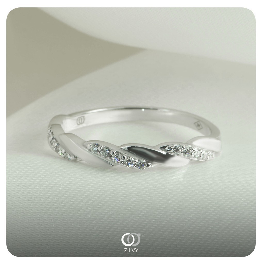 Zilvy Minimal Ring - แหวนหญิงเพชรน้ำร้อย 0.15 กะรัต (GR809)