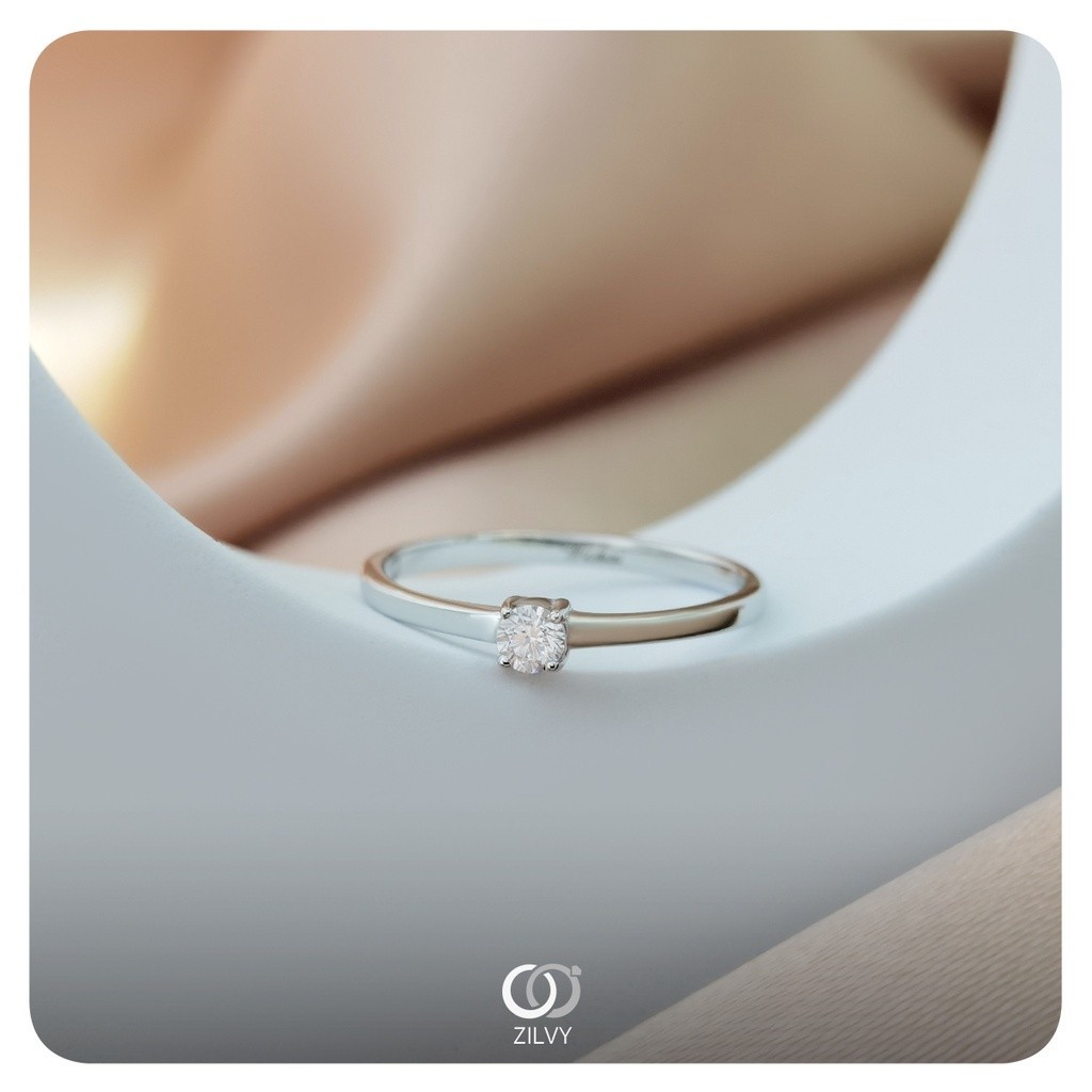 Zilvy - แหวนหญิงเพชรน้ำร้อย  0.07-0.10 กะรัต ตัวเรือน White Gold  (GR351)