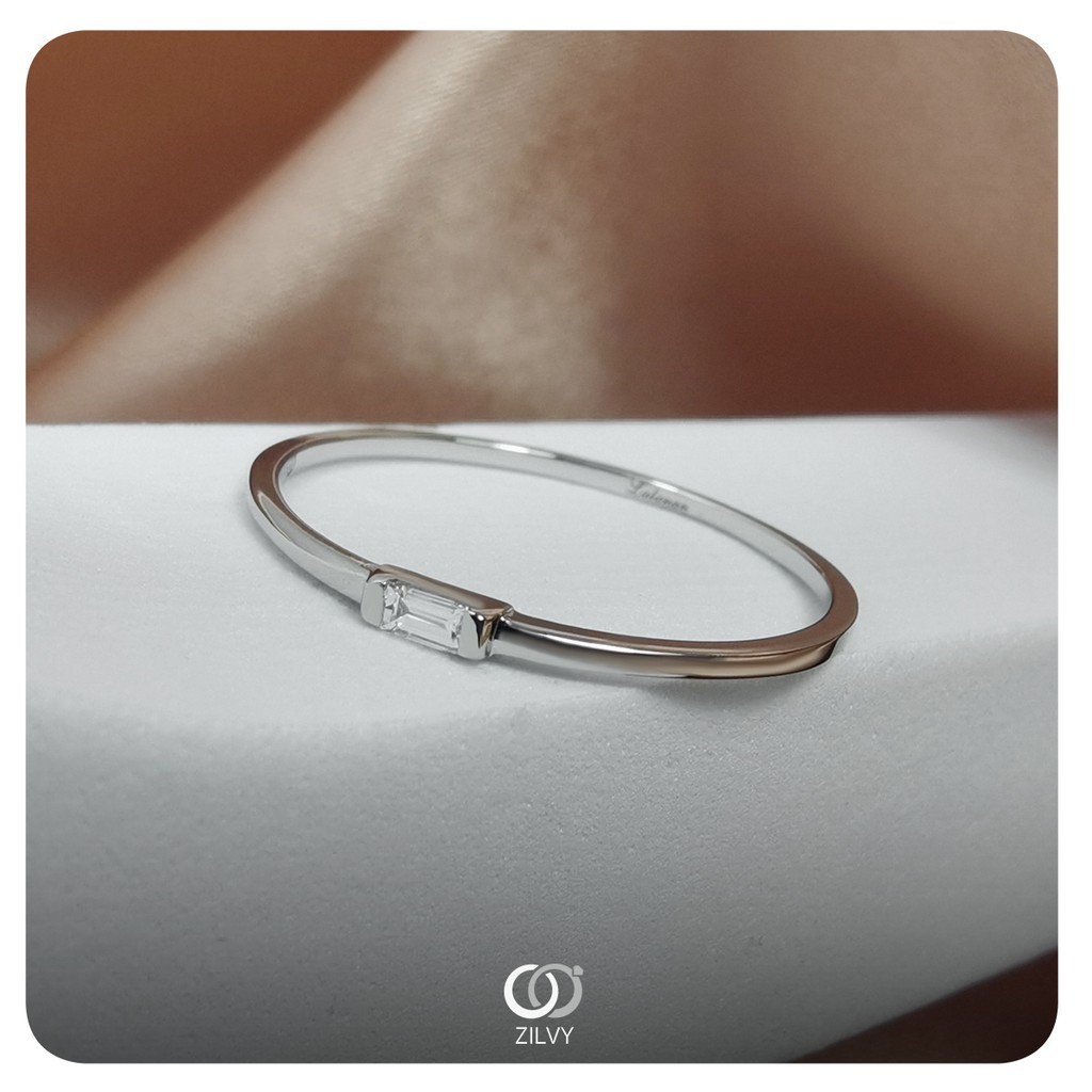 Zilvy Minimal Ring Luksamee - แหวนหญิงเพชรน้ำร้อย 0.05 กะรัต (GR795)