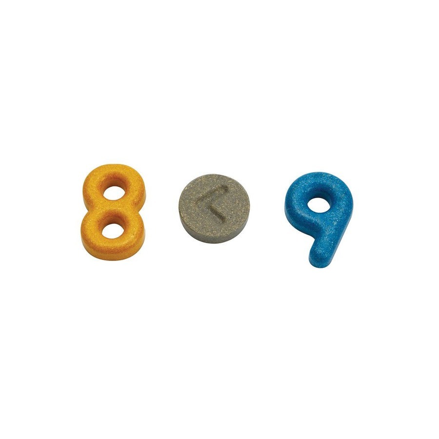 PlanToys ของเล่นไม้ แปลนทอยส์ ตัวเลข และ เครื่องหมาย คณิตศาสตร์ Numbers And Symbols (2y+)
