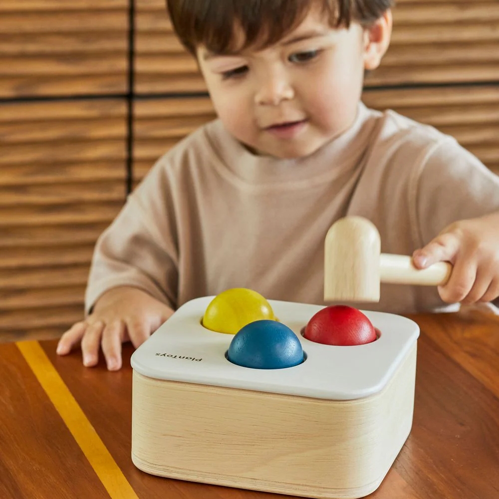 PlanToys ของเล่นไม้ แปลนทอยส์ กล่องตอกลูกบอล ทุบบอล เสริมพัฒนาการ Punch & Drop Bin (1y+)