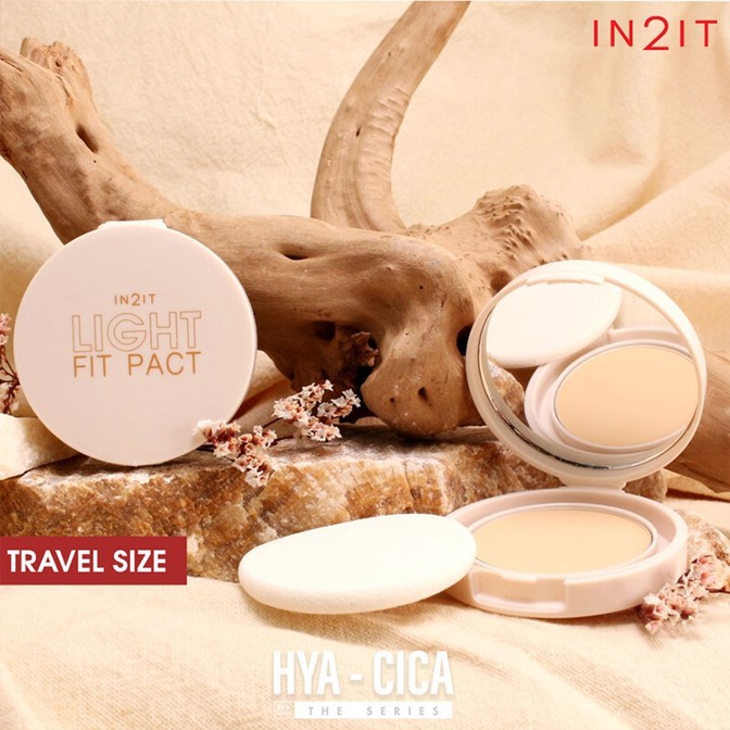 ใหม่ล่าสุด‼️แป้งพัฟ IN2IT อินทูอิท 5 กรัม. Light Fit Pact SPF25 PA+++ แป้งพัฟผสมรองพื้น ปรับสภาพผิว ผิวแห้ง หรือผิวมัน