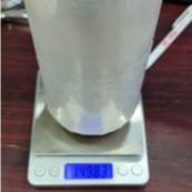 ฟิล์มยืดพันพาเลทหนา 15micron ม้วนละ 1.5kgs.กว้าง 50cm ยาว 180 เมตร+บูทฝาปิดแกนหัวท้าย